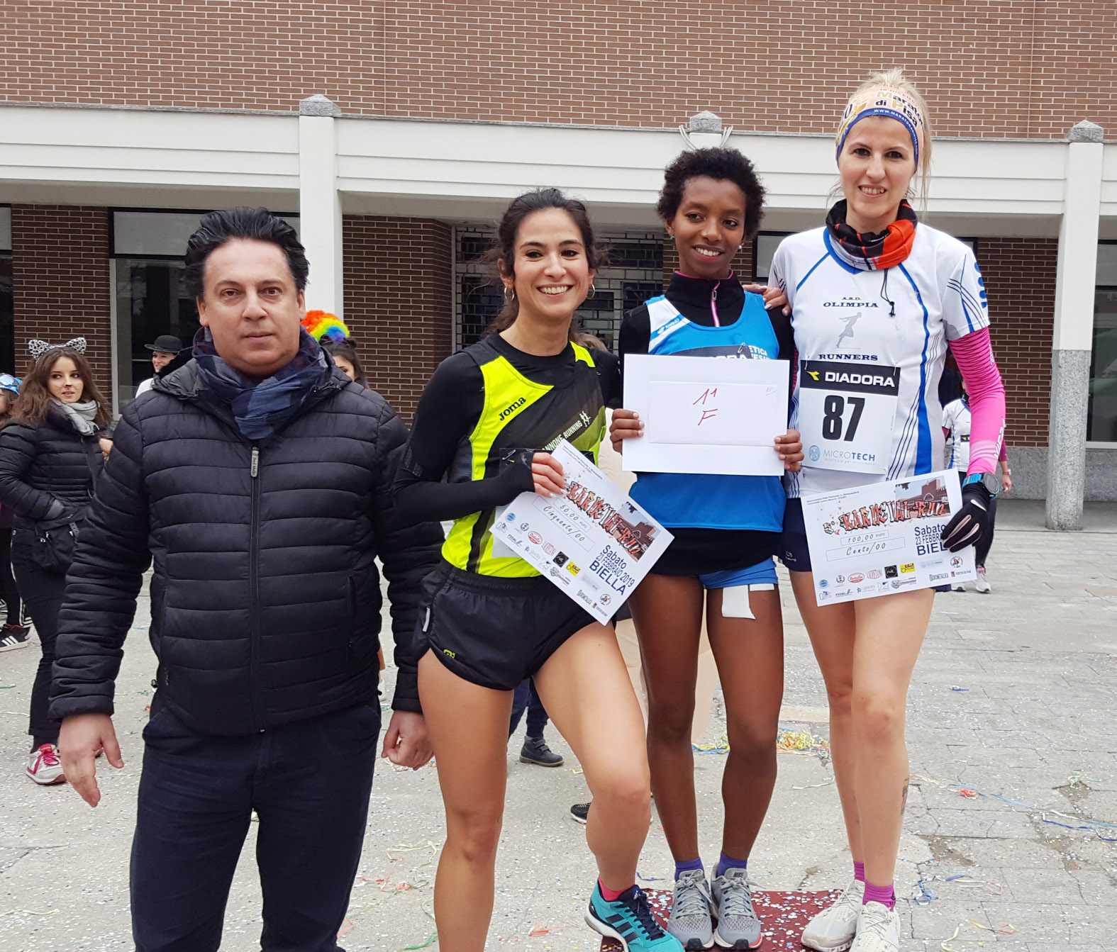 Il podio della corsa femminile vinta dalla biellese Mastewal Ghisio